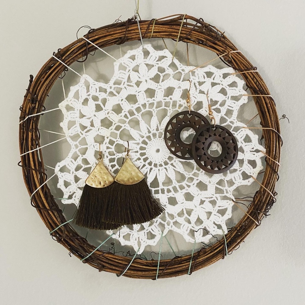 Wicker Earring Organizer